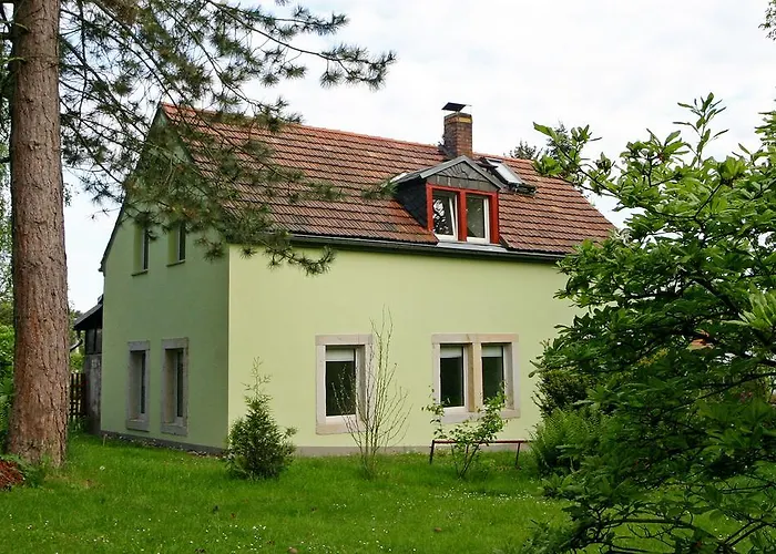Дом отдыха Kleines Haeuschen - Ferien In Cossebaude Дрезден