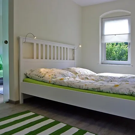 Kleines Haeuschen - Ferien In Cossebaude Vakantiehuis